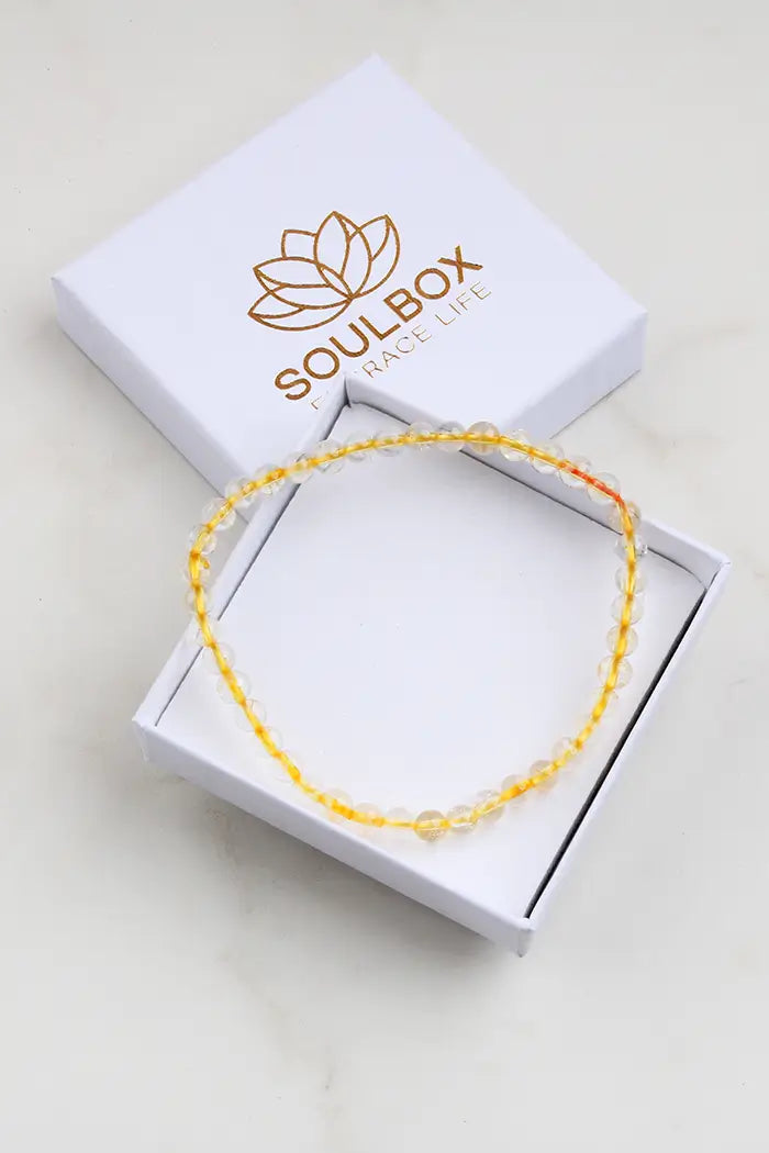 Citrin armbånd med 4 mm perler – lysende gult smykke for glæde og overflod